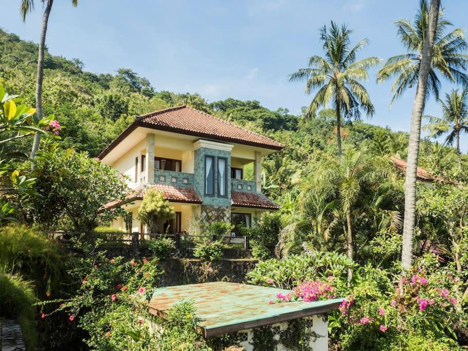 Villa 7, Secret Garden, Kerandangan, Near Senggigi Mataram Exterior foto